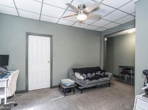 1901 N Howard Street, Philadelphia PA 19122