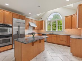 2205 Jefferson Lane, Huntingdon Valley PA 19006