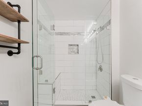2726 Gallows Road 202, Vienna VA 22180