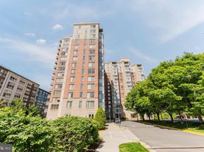 2726 Gallows Road 202, Vienna VA 22180