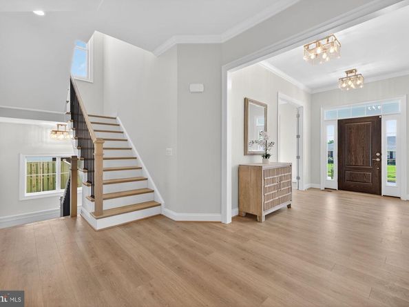 608 Roberts Drive NW, Vienna VA 22180