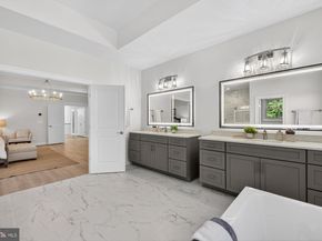 608 Roberts Drive NW, Vienna VA 22180