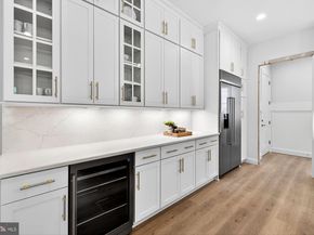 608 Roberts Drive NW, Vienna VA 22180