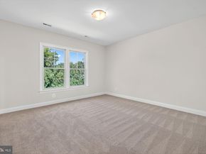 608 Roberts Drive NW, Vienna VA 22180