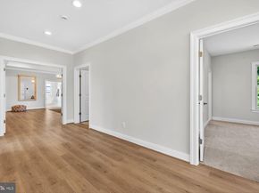 608 Roberts Drive NW, Vienna VA 22180