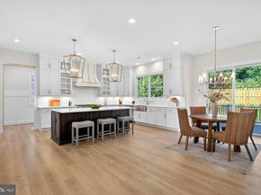 608 Roberts Drive NW, Vienna VA 22180