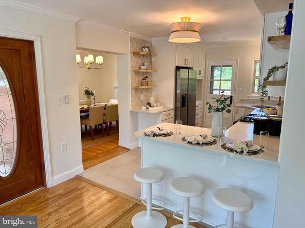7128 Parkview Avenue, Falls Church VA 22042