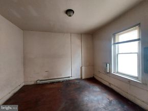 5302 Wayne Avenue, Philadelphia PA 19144