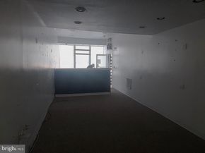5302 Wayne Avenue, Philadelphia PA 19144