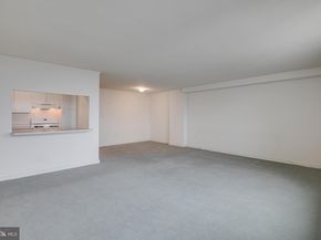 604 S Washington Square 3105, Philadelphia PA 19106