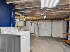 6 Overbrook Parkway, Wynnewood PA 19096