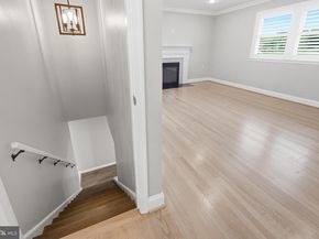 6368 Hillcrest Place, Alexandria VA 22312