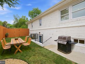 6368 Hillcrest Place, Alexandria VA 22312