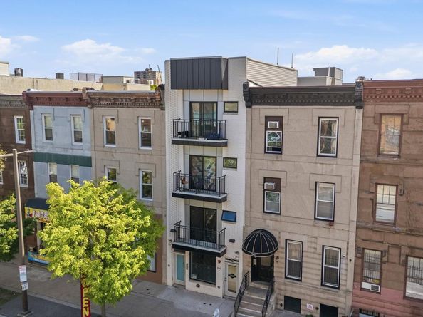 2243 N Broad Street, Philadelphia PA 19132