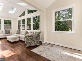 8901 Hargrove Court, Fairfax VA 22031