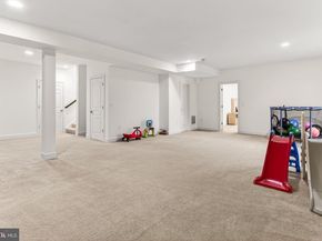 8901 Hargrove Court, Fairfax VA 22031
