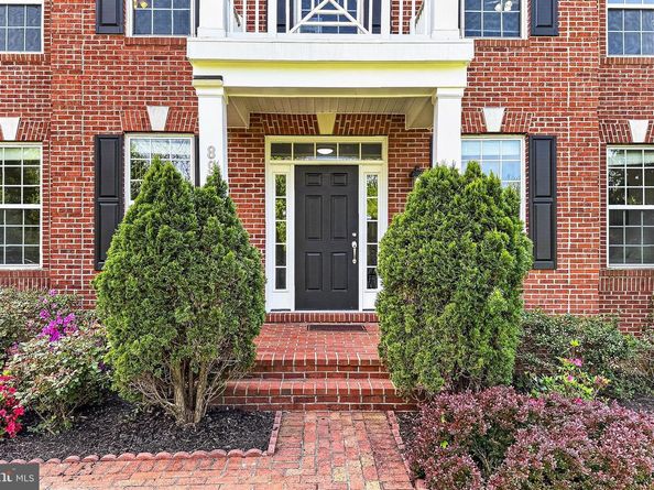 8901 Hargrove Court, Fairfax VA 22031
