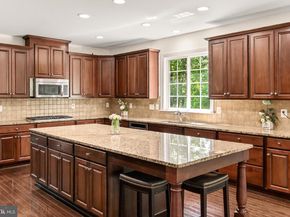 8901 Hargrove Court, Fairfax VA 22031