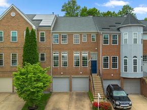20695 Riptide Square, Sterling VA 20165