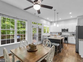 20695 Riptide Square, Sterling VA 20165