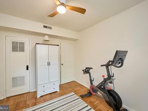 1011 Beverley Drive 11710, Alexandria VA 22302