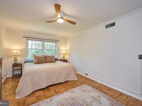 1011 Beverley Drive 11710, Alexandria VA 22302