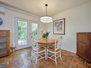 1011 Beverley Drive 11710, Alexandria VA 22302