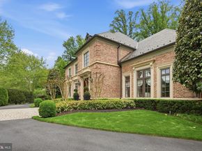 1204 Daviswood Drive, Mclean VA 22102