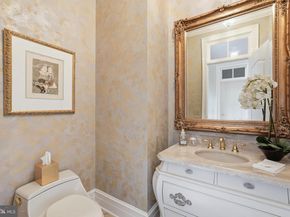 1204 Daviswood Drive, Mclean VA 22102