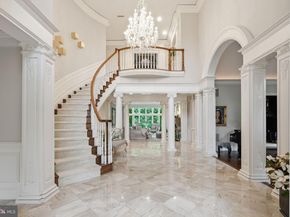 1204 Daviswood Drive, Mclean VA 22102