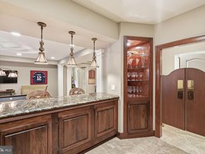 1204 Daviswood Drive, Mclean VA 22102