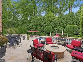 1204 Daviswood Drive, Mclean VA 22102