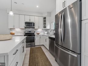 7006 Pipers Glen Way, Philadelphia PA 19119