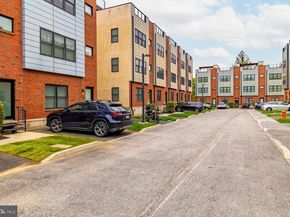 7006 Pipers Glen Way, Philadelphia PA 19119