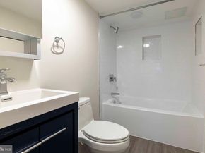 7006 Pipers Glen Way, Philadelphia PA 19119