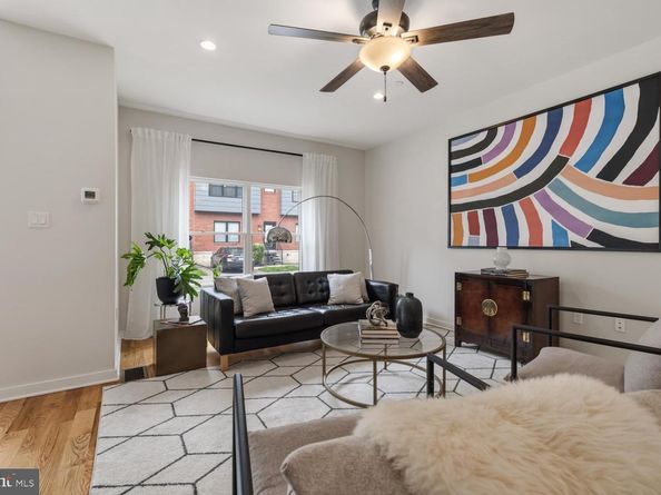 7006 Pipers Glen Way, Philadelphia PA 19119
