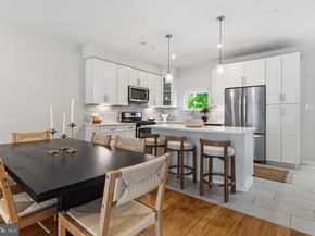 7006 Pipers Glen Way, Philadelphia PA 19119