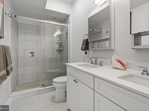 7006 Pipers Glen Way, Philadelphia PA 19119