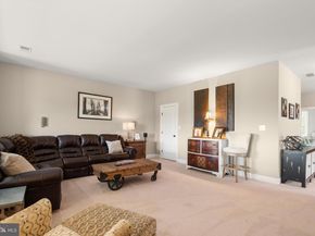 414 Ravenscliff Drive, Media PA 19063
