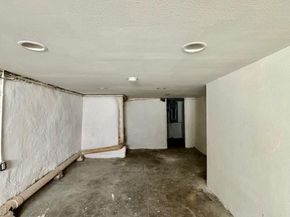 1909 S Bonsall Street, Philadelphia PA 19145