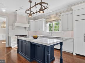 1935 Foxview Circle NW, Washington DC 20007