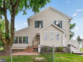 280 Olive Street, Warminster PA 18974