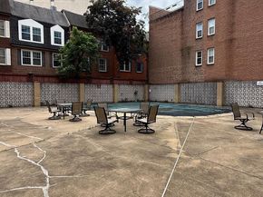 922 24TH Street NW 505, Washington DC 20037