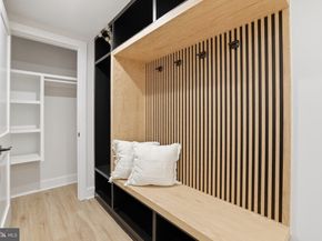 6514 Byrnes Drive, Mclean VA 22101