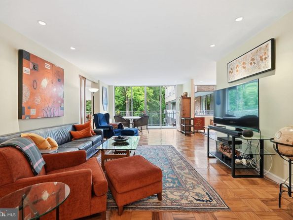 4100 Cathedral Avenue NW 820, Washington DC 20016