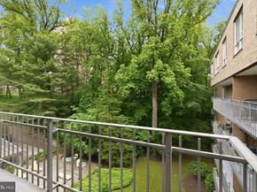 4100 Cathedral Avenue NW 820, Washington DC 20016