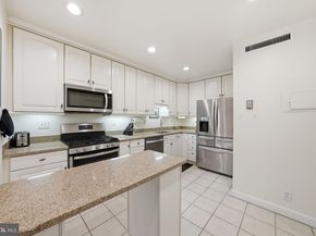 4100 Cathedral Avenue NW 820, Washington DC 20016