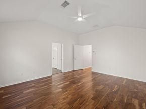1734 Chasewood DR, Austin TX 78727