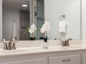 105 Comanche PT, Point Venture TX 78645