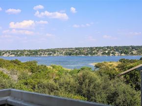 105 Comanche PT, Point Venture TX 78645